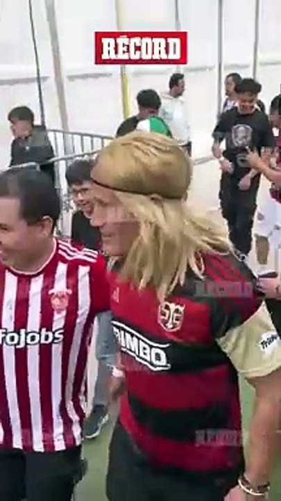 ¡LLEGÓ ‘EL MATADOR’!  Luis ‘Matador Hernández está listo para debutar con Peluche Caligari en la Kings League Américas, de esta manera el equipo le rindió homenaje al histórico jugador mexicano.  @helianhdz