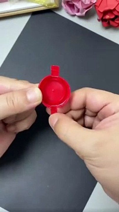 make confetti at home