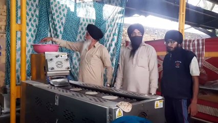 एक घंटे में एक हजार रोटियां हो रही तैयार, जानिए क्या है तरीका, देखे वीडियो