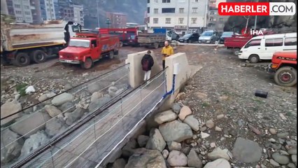 Karadeniz'in en uzun asma köprüleri Borçka'da