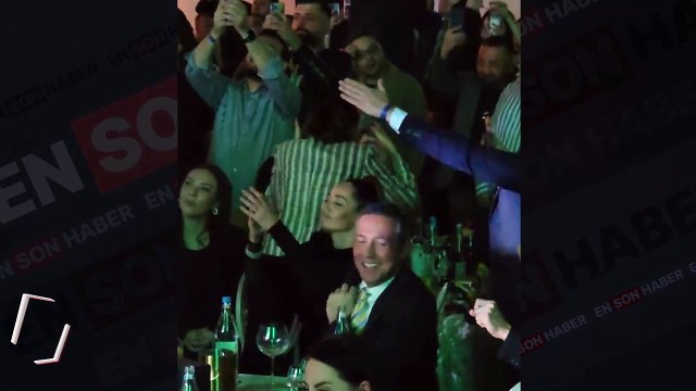 Özge Özacar ve Ali Koç gala gecesinde