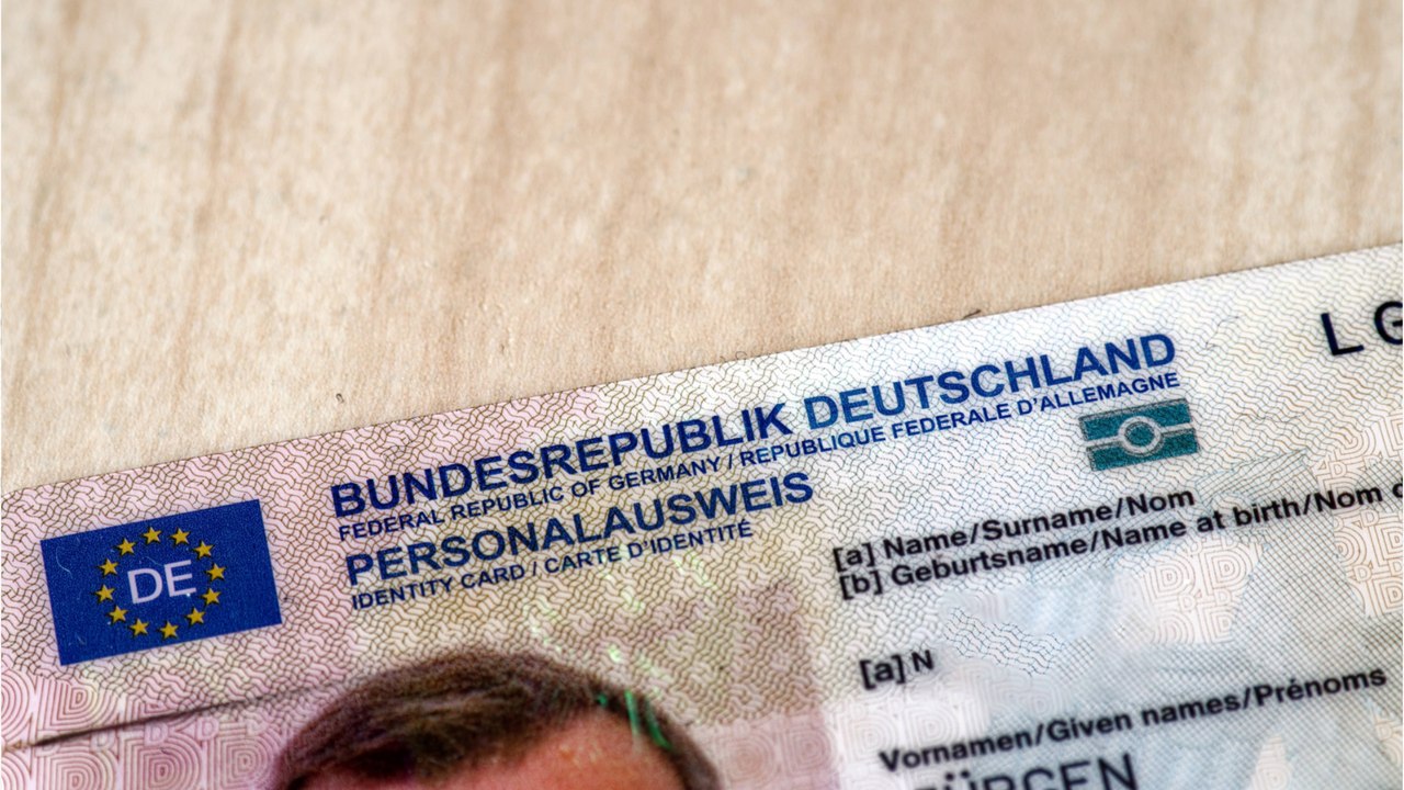 Ab 2025: Große Änderung bei Passfotos - das müssen Sie wissen