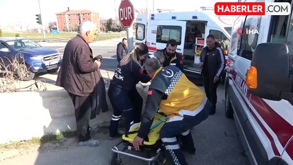 Elazığ'da pikap kamyonun altına girdi: 3 yaralı