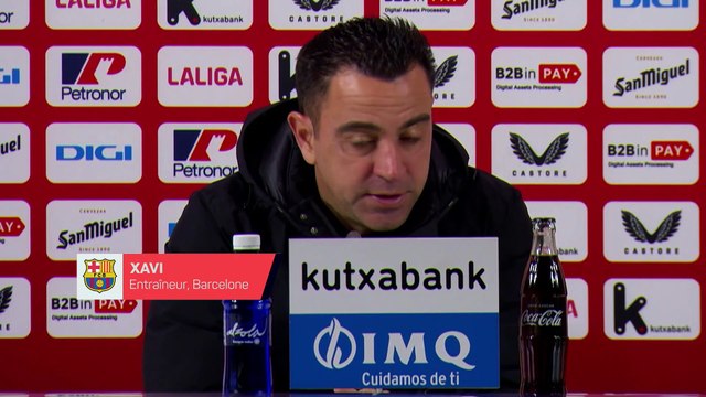 Xavi déplore les blessures de Pedri et de Jong