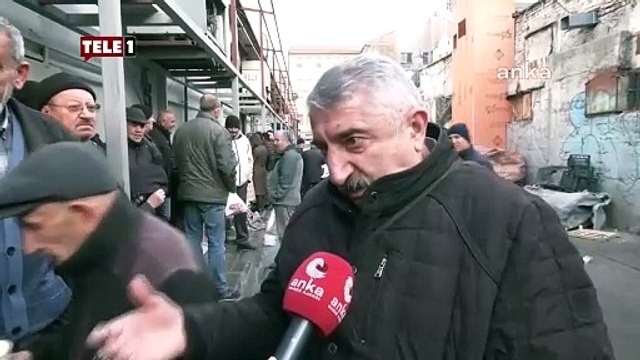 ''Hiç Allah razı olmasın. Partileri gezene kadar gelsin halkı bir dolaşsın, milletin halini görsün. Ben 10 bin lira maaş alıyorum. Bir kilo et için buradayım'' diye konuştu.