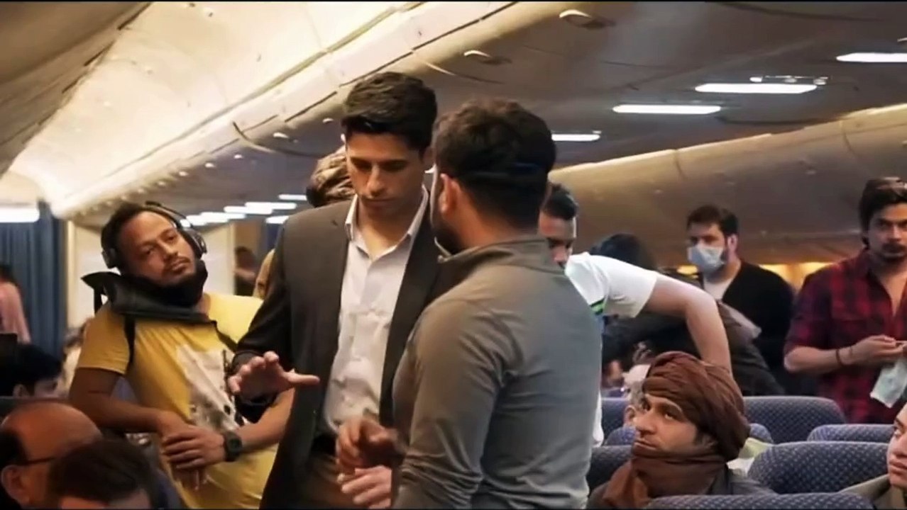 मूवी से पहले ‘योद्धा’ का अनदेखा वीडियो हुआ वायरल, लीक हुए सिद्धार्थ के ये सीन