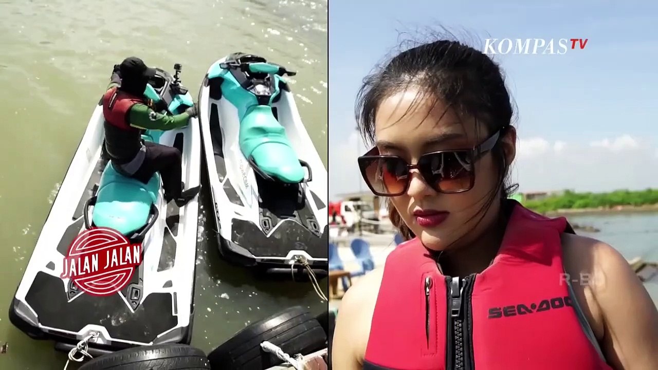 Jalan Jalan ke Semarang, Serunya Naik Personal Watercraft Jetski!