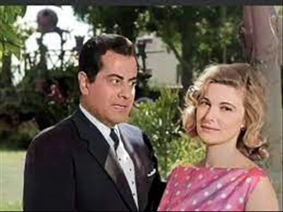 مين يعرف موسيقار الازمان فريد الاطرش الغايب الحاضر بواسطه سوزان مصطفي