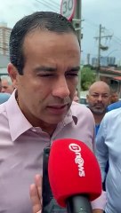 Bruno Reis comemora entrega de novos boxes de lava-jato na via do Curralinho: "Condições muito mais dignas"