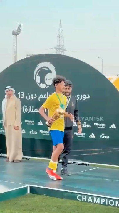Cristiano Jr lifts the Under-13 Saudi Pro League trophy.  ❗️  Many congratulations. 