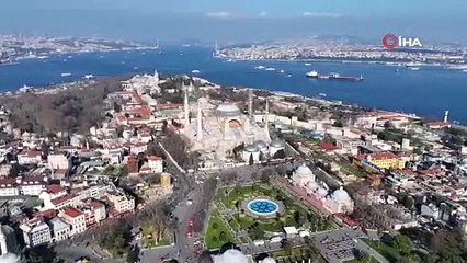 Ayasofya Camii'nde Ramazan hazırlığı! Mahyalarla süslendi