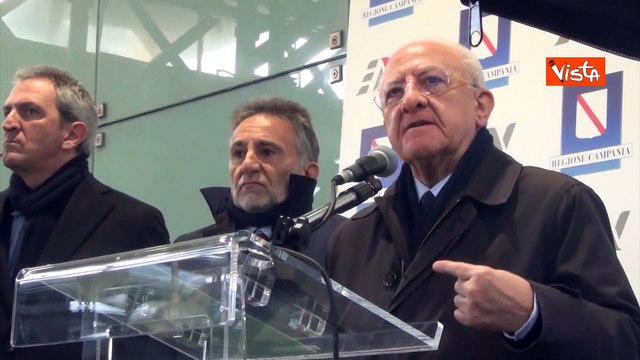 Frigo sui binari, De Luca: Imbecilli che possono provocare tragedie