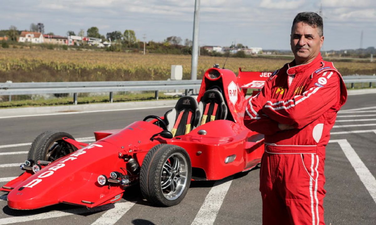Self-Build Formula 1 Car