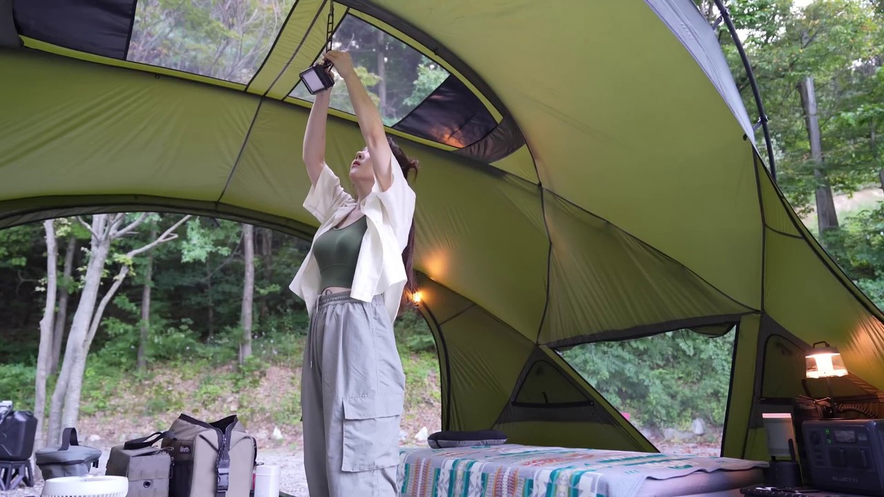 Solo overnight camping - very comfortable tent