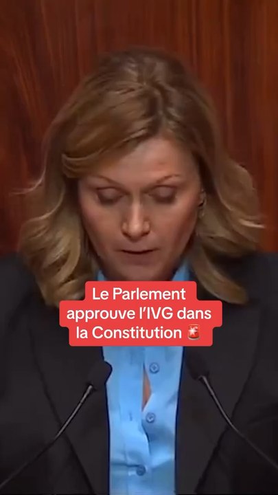 Le Parlement approuve l'IVG dans la Constitution