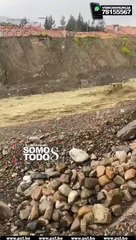 TRACTORCISTA QUEDA ATRAPADO EN MEDIO DEL RÍO