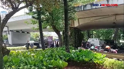 Gelar Aksi Demonstrasi, Massa Buruh Mulai Berdatangan di Kawasan Senayan