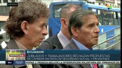 Video herunterladen: Jubilados de Ecuador rechazan propuestas de cambiar sistema de seguridad social y pensiones.