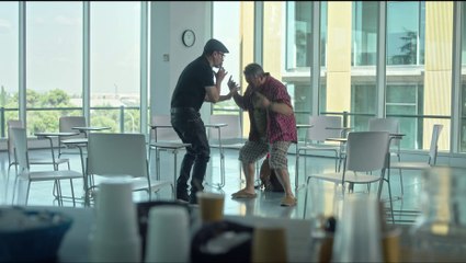 'Por tus muertos' tráiler