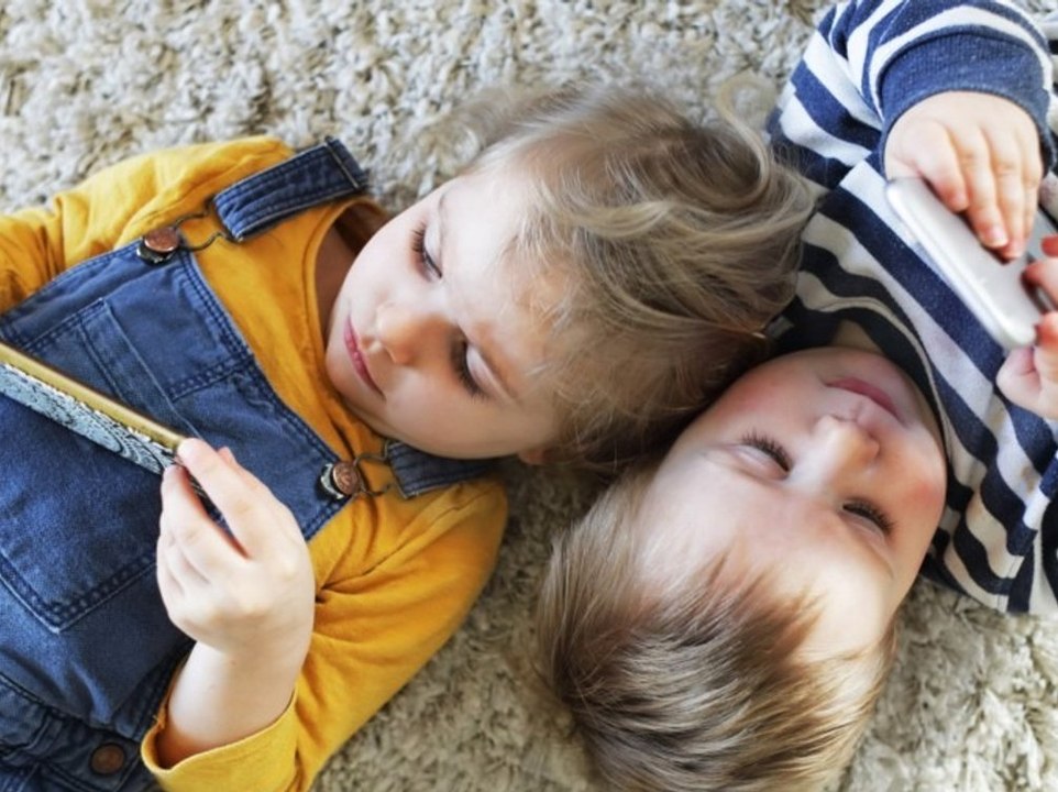 Forscher warnen: So bremsen Smartphones die Entwicklung von Kindern