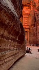 LA PLUS FASCINANTE des cités nabatéennes de Jordanie : Pétra [@arkeolojievreni]