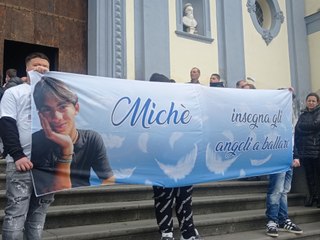 Sarno, l'ultimo saluto al 14enne Michele Annunziata