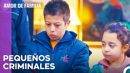 Fikret Y AySe Aterrizaron En La Comisaría - Amor De Familia