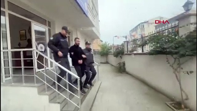 İstanbul\'da gizlice dünyaya getirdiği bebeği 1. kattan aşağı attı