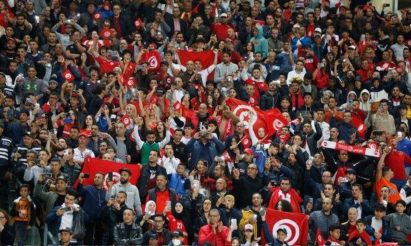 وفد من الفيفا والكاف في تونس لإعداد تقرير حول وضع الاتحاد التونسي لكرة القدم