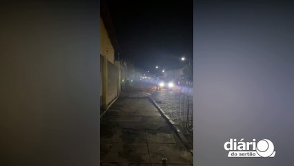 Aos gritos de "justiça! justiça!" corpo de Raissa Raiara é sepultado em Bonito de Santa Fé