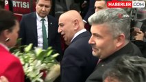 MHP Lideri Bahçeli, Cumhur İttifakı ABB Başkan Adayı Altınok ile Keçiören'de halkı selamladı