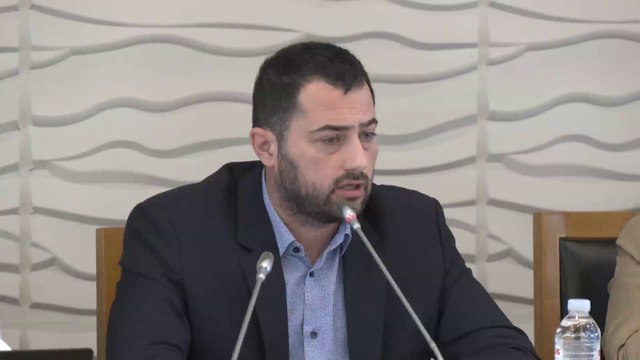 Λογοδοσία στην ειδική συνεδρίαση του περιφερειακού συμβουλίου Στερεάς.