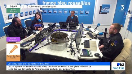 Ouverture d’huitres dans le studio de France Bleu Roussillon