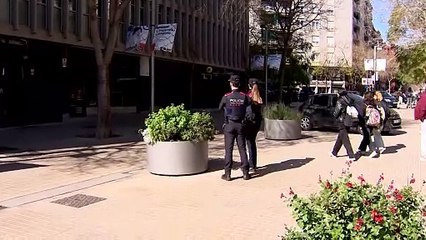 Los Mossos registran la FCF por presunta falsedad documental y administración desleal