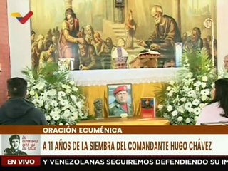 Скачать видео: Celebran oración ecuménica en honor al comandante Hugo Chávez en el Hospital Militar de Caracas