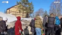 Navalny, la coda interminabile per entrare al cimitero Borisovsky