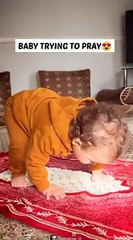 Baby_Trying_To_Pray_Namaz♥️_#shorts_#naat#islam#status(240p)