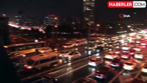 İstanbul'da akşam saatlerinde trafik yoğunluğu yüzde 85'e kadar yükseldi