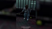 El hijo de Nadal ya juega al tenis
