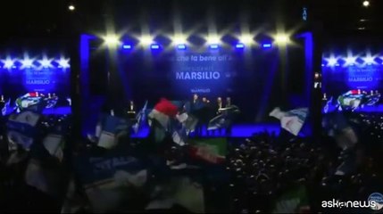 Abruzzo, Meloni e i leader del centrodestra sul palco a Pescara
