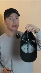 Comment suspendre une casquette sans la déformer 