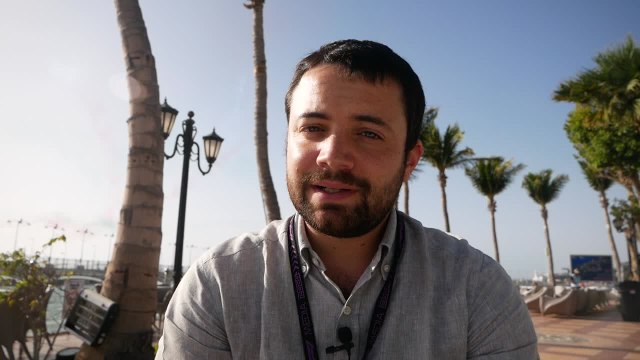 Sainz será operado de apendicitis y no corre en Arabia