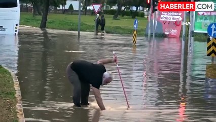 Antalya'da sağanak iş çıkışı bastırdı, hayat felç oldu