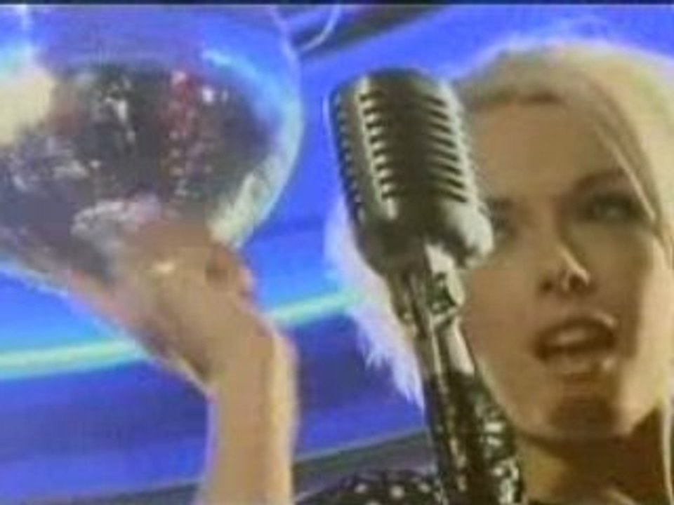 The Pipettes - Your Kisses Are Wasted On Me