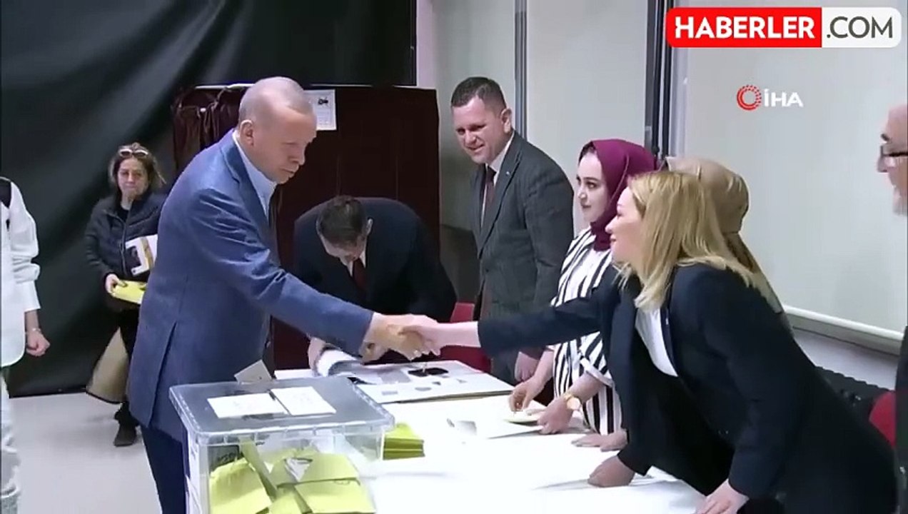 YSK, Mahalli İdareler Genel Seçimleri'ne ilişkin kesin aday listelerini yayımladı