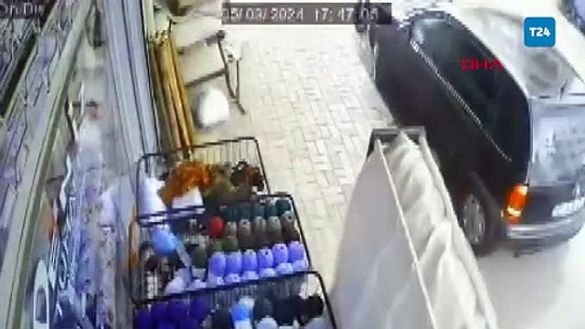 Antalya'da sağanak; Kumluca ve Demre'de 'hortum' çıktı