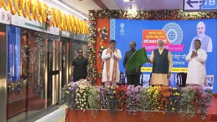 देश की पहली अंडरवॉटर मेट्रो का सफर हुा शुरू, पानी में दौड़ेगी ये train