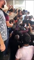 Tır şoförlerinin akılalmaz görüntüsü! Korona testinde birbirlerini ezdiler! Bakın virüs ülkeye nasıl yayılıyor?