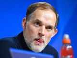 Zu hart zugetreten: Tuchel bricht sich bei Rede den Zeh