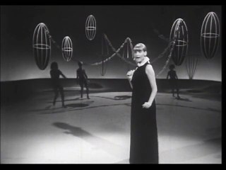JANICE SLATER - You've Got Your Troubles (Bandstand 1966)